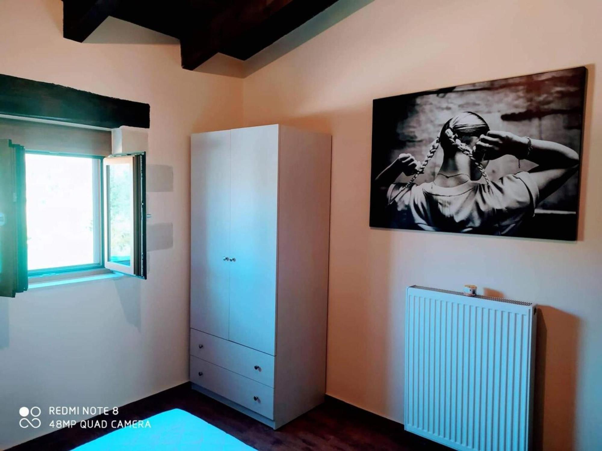 Traditional Villa In Pemonia Extérieur photo