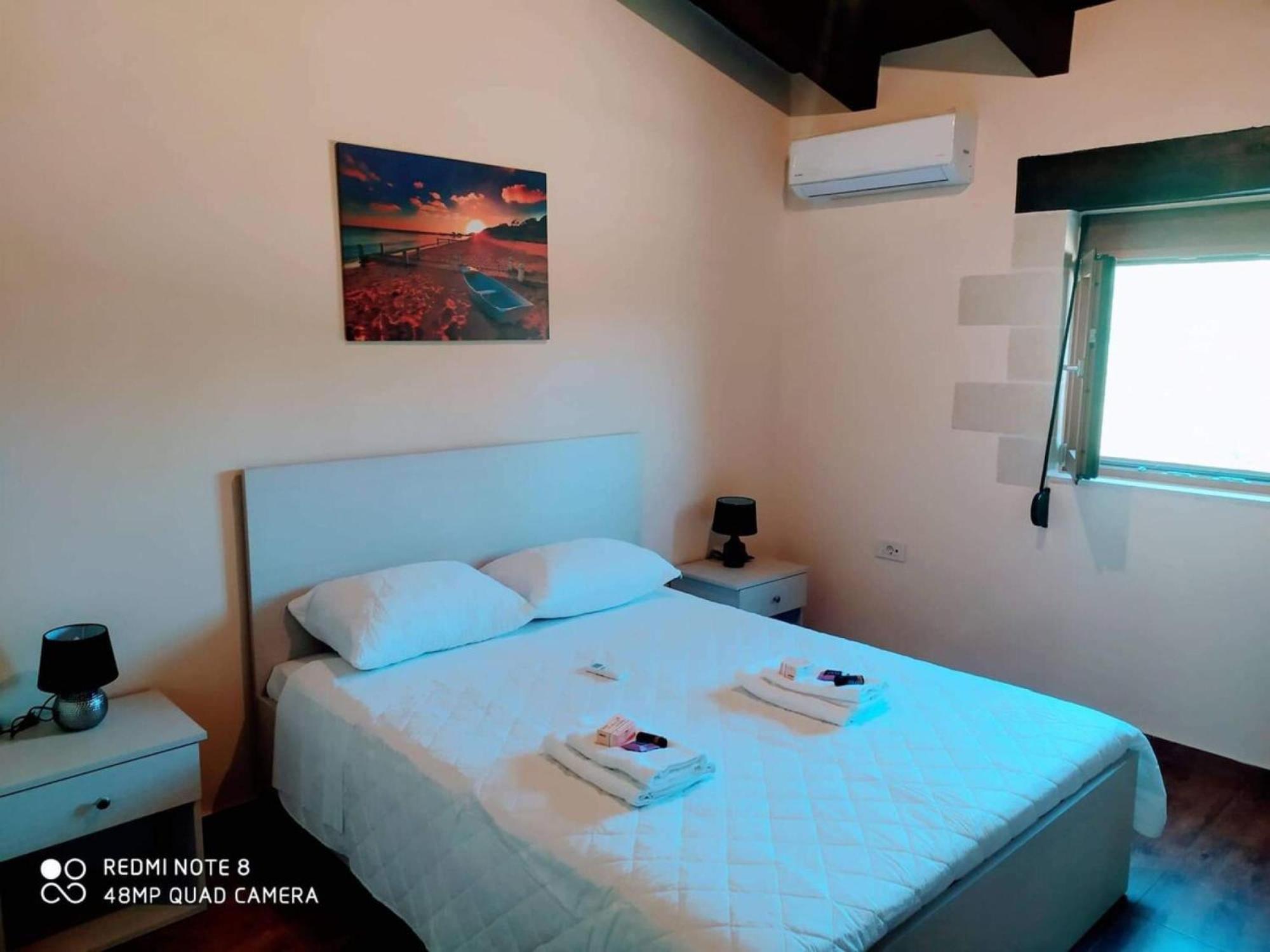 Traditional Villa In Pemonia Extérieur photo